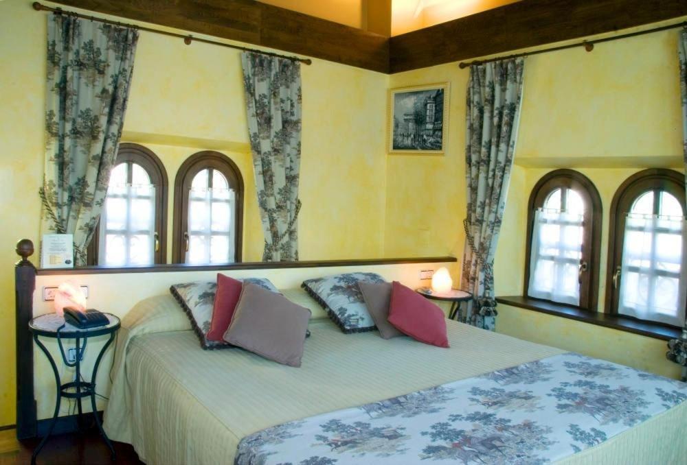 Hotel Palacete Real Villamayor  외부 사진