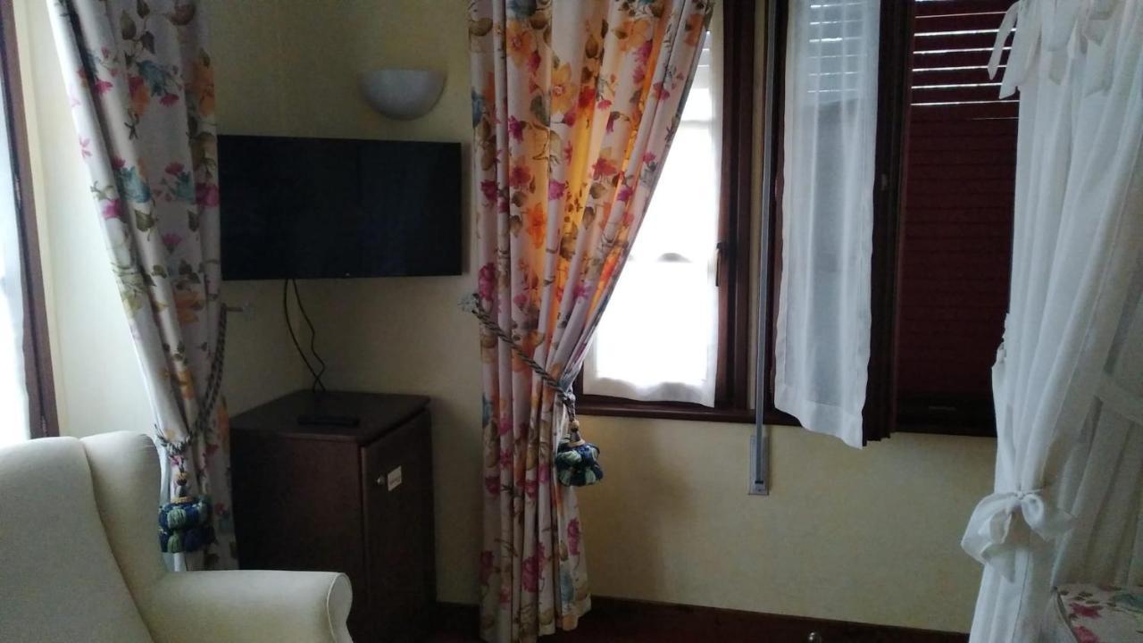 Hotel Palacete Real Villamayor  외부 사진